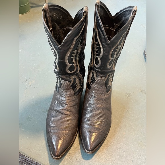 Gray Tony Lama Shark Boots 11D - Picture 2 of 8
